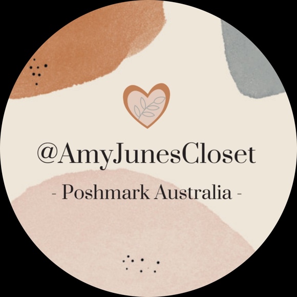 amyjunescloset
